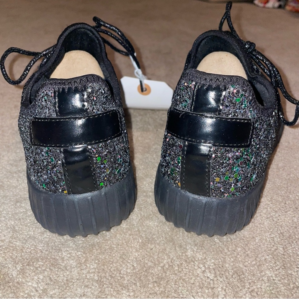 Forever 21 Black Glitter Sneakers - Picture 3 of 10